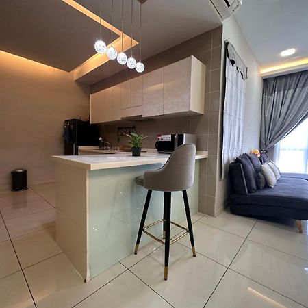 Takuro Homestay Petaling Jaya Zewnętrze zdjęcie